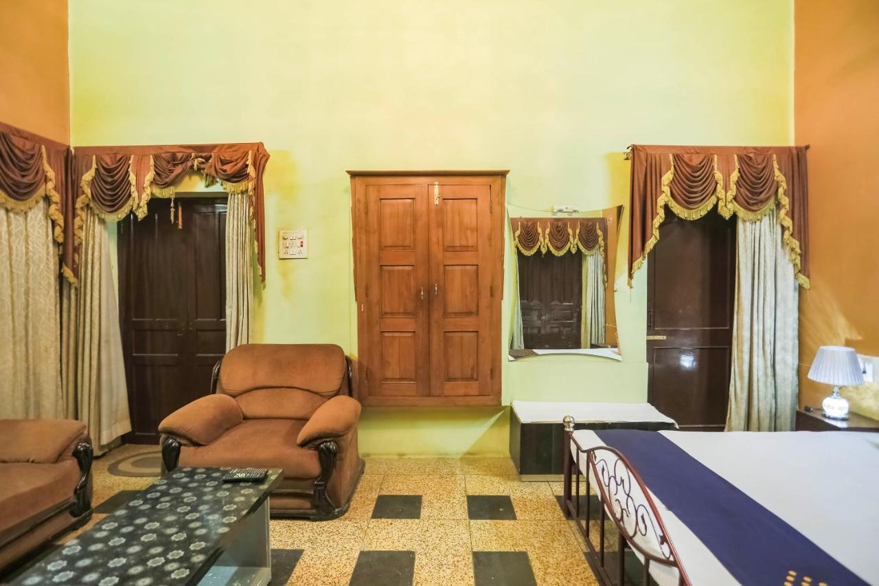 Spot On 64751 Hotel Shivani Palace Muthiganj Εξωτερικό φωτογραφία