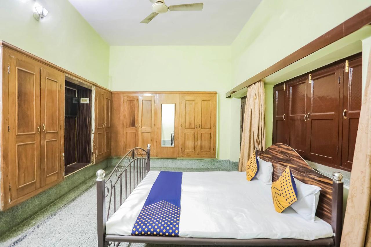 Spot On 64751 Hotel Shivani Palace Muthiganj Εξωτερικό φωτογραφία