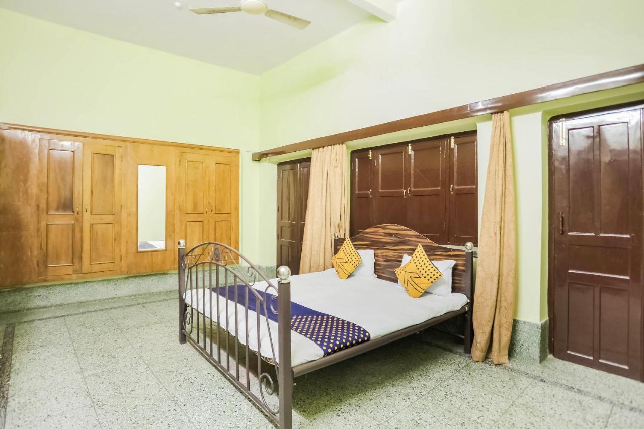 Spot On 64751 Hotel Shivani Palace Muthiganj Εξωτερικό φωτογραφία
